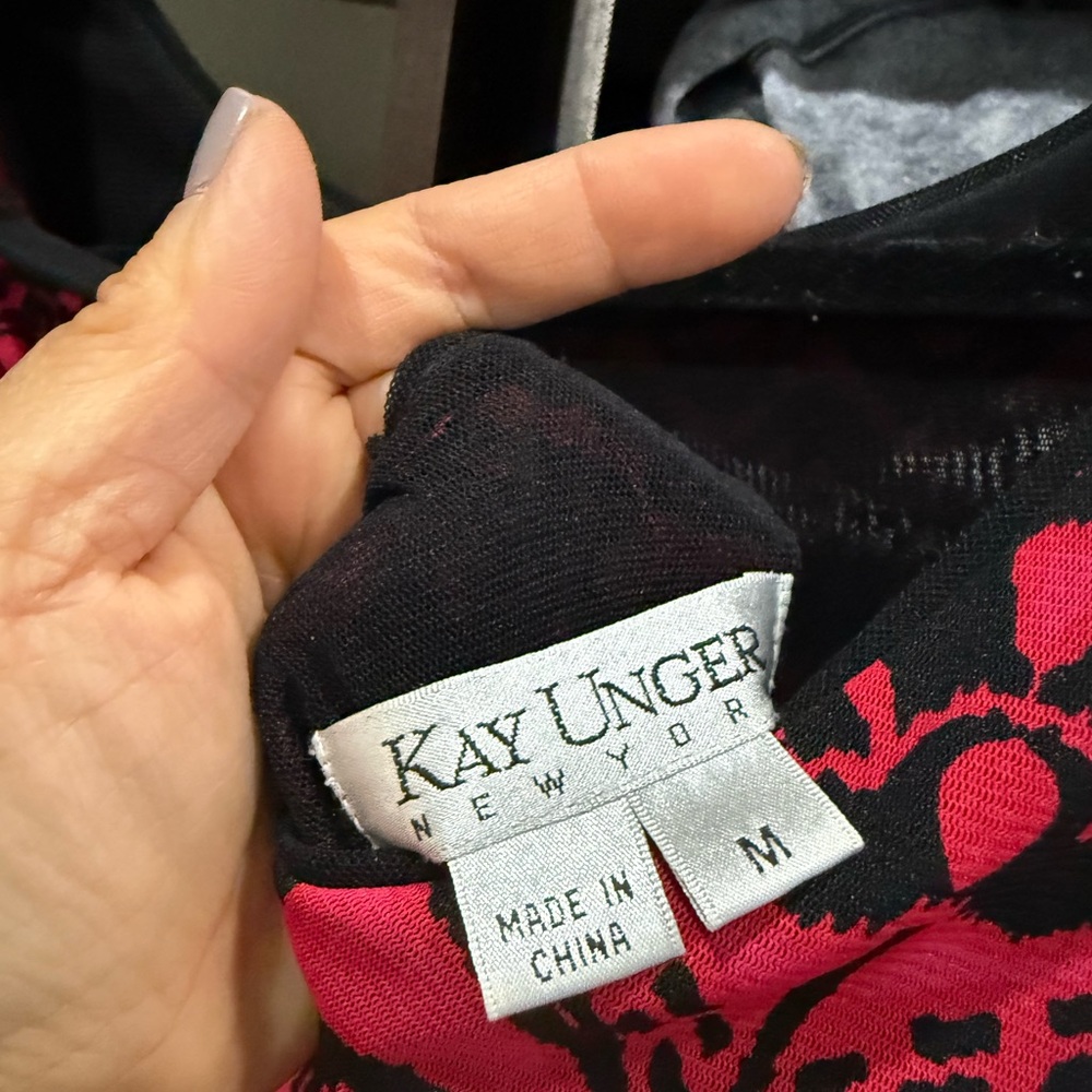 Kay Unger Red and Black Long Sleeve Dress
